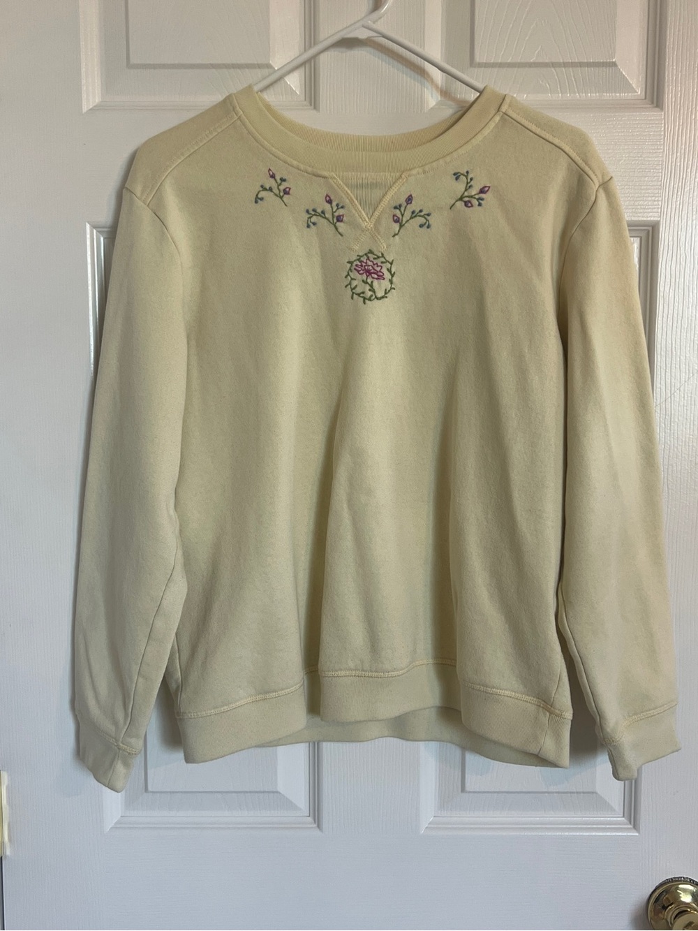 Karen Scott Sweatshirt Yellow Butter Mom Embroidery Size M